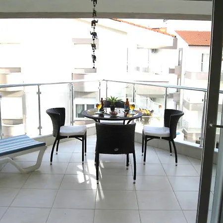 아파트 Spacious 2 Bed 2 Bath In One Of Sides Popular Communities *